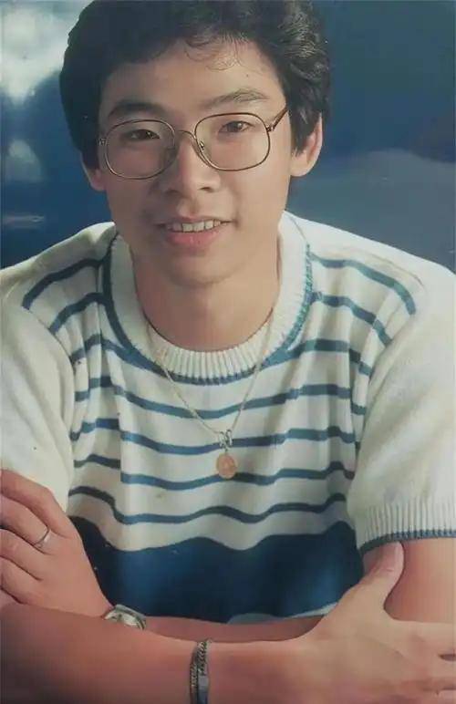 凯发k8，登上央视春晚却因一首歌被雪藏14年如今69岁张明敏老态尽显